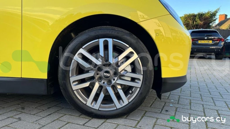 Mini Hatch Желтый