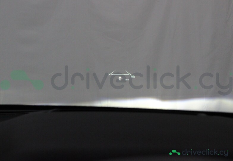 Lexus LBX Черный