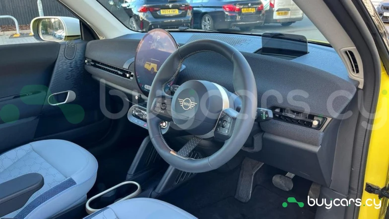 Mini Hatch Желтый