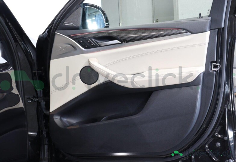 BMW X4 Black