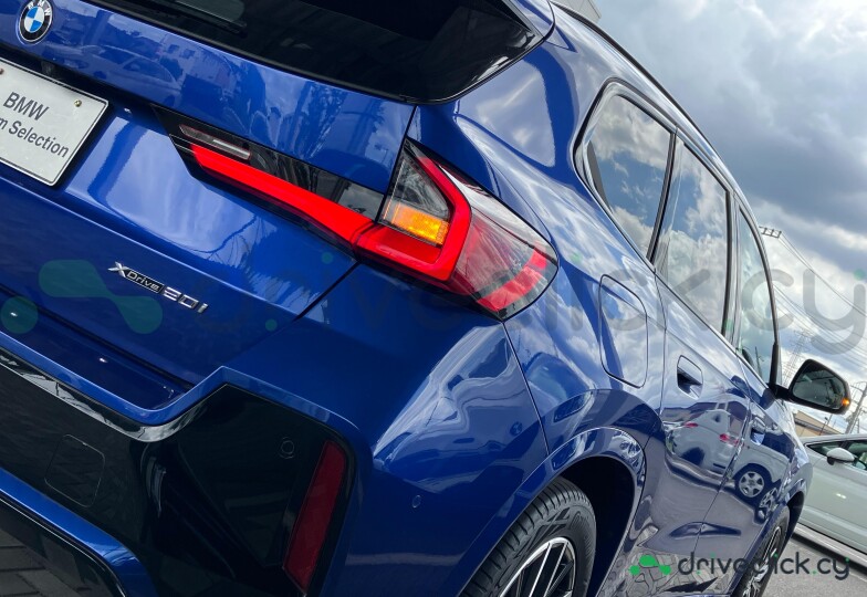 BMW X1 Blue