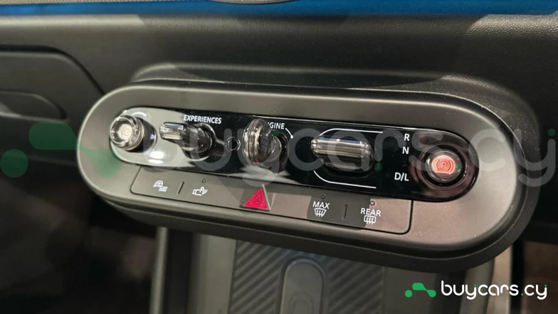 Mini Hatch Зеленый