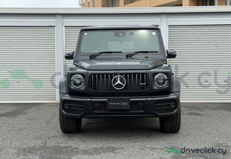 Mercedes G-class Black