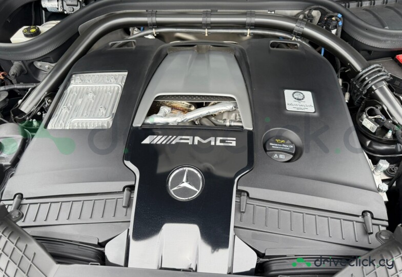 Mercedes G-class Black