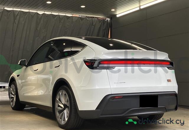 Tesla Model Y White