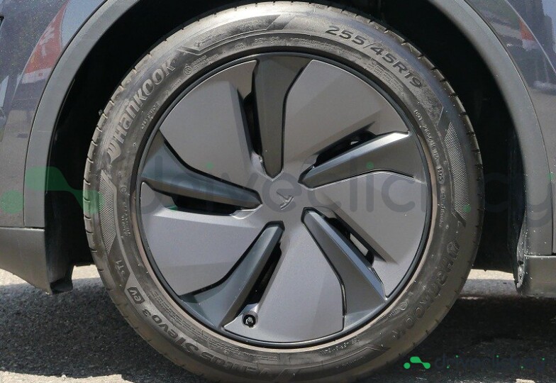 Tesla Model Y Grey