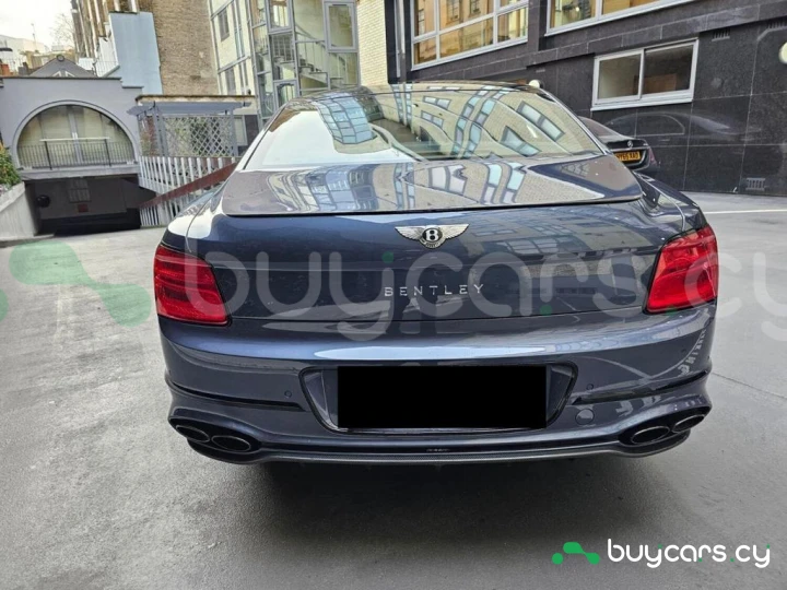 Bentley Flying Spur Синий