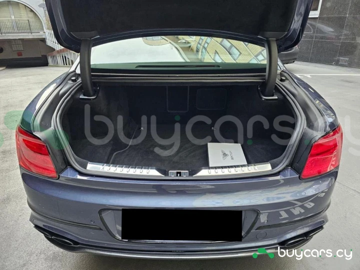 Bentley Flying Spur Синий