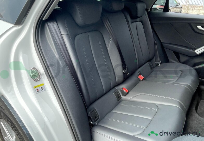 Audi Q2 White