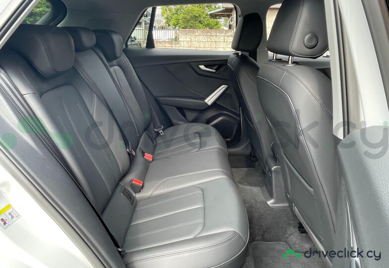 Audi Q2 White