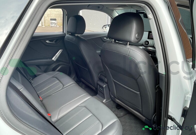 Audi Q2 White