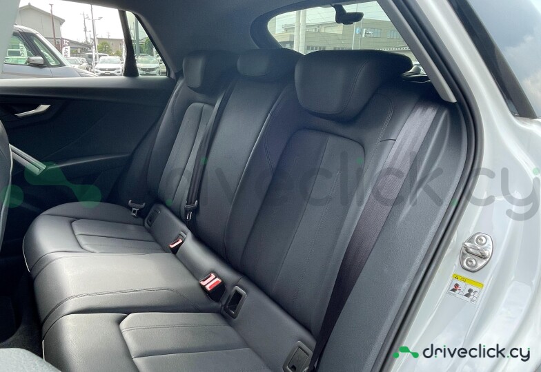 Audi Q2 White