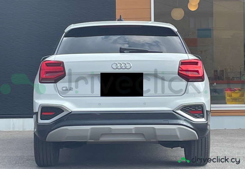 Audi Q2 White