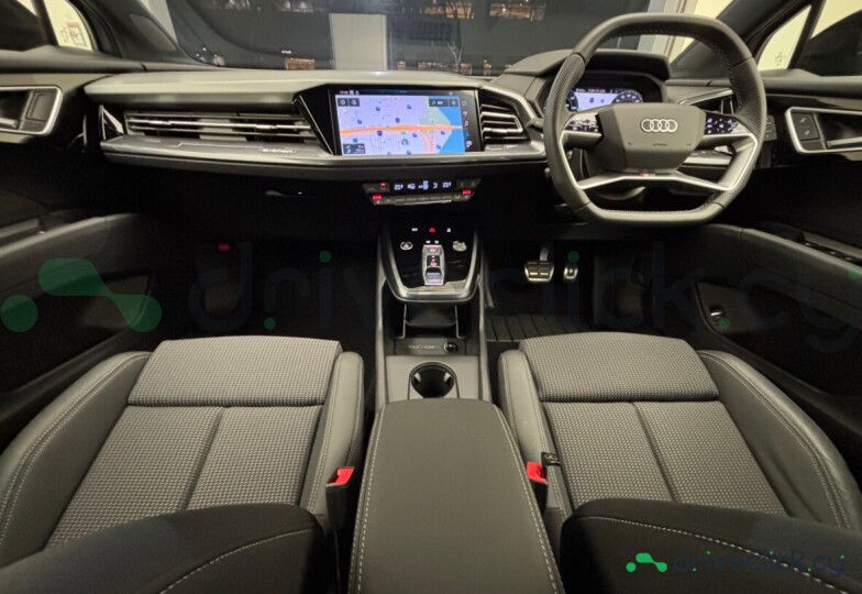 Audi Q4 e-tron Grey