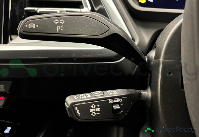Audi Q4 e-tron Grey