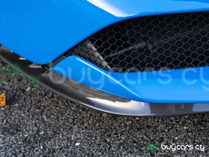 Ferrari SF90 Spider Blue