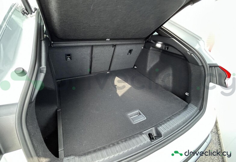 Audi Q4 Sportback e-tron White