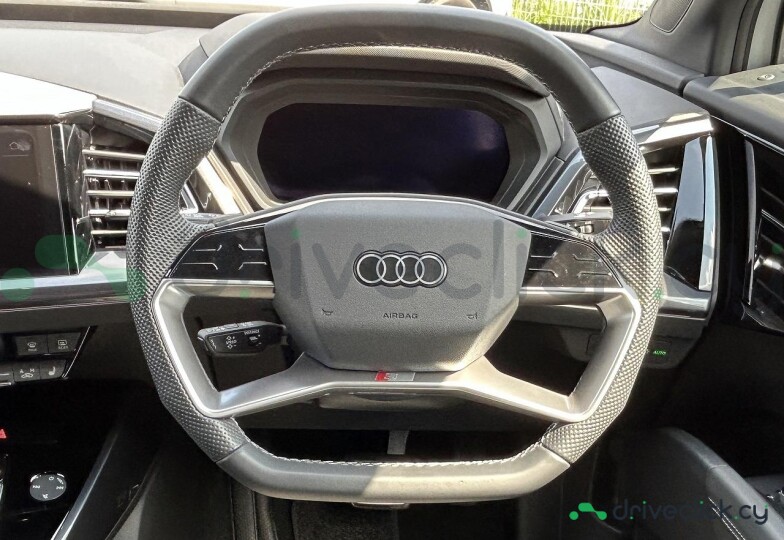 Audi Q4 Sportback e-tron White