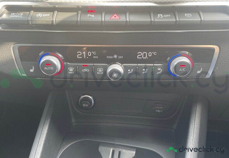 Audi Q2 White
