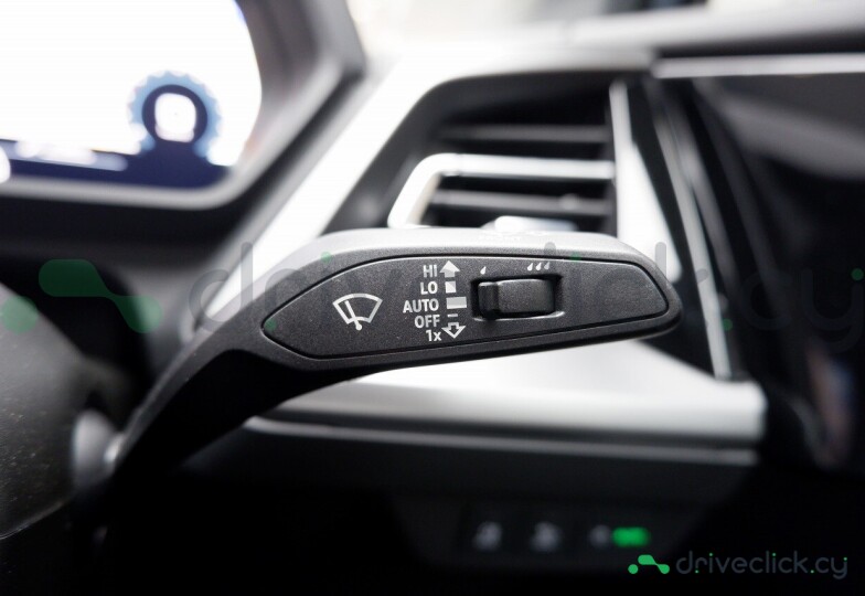 Audi Q4 Sportback e-tron Blue