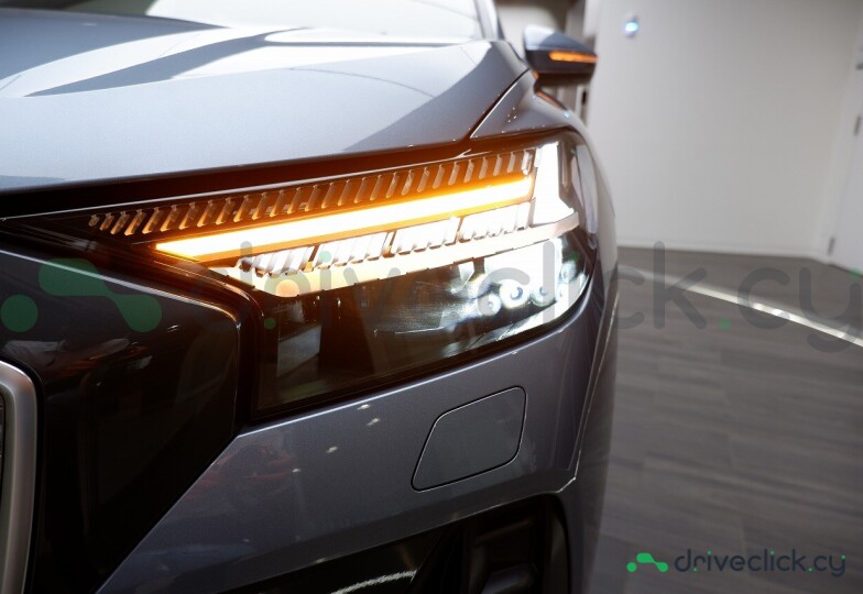 Audi Q4 Sportback e-tron Blue