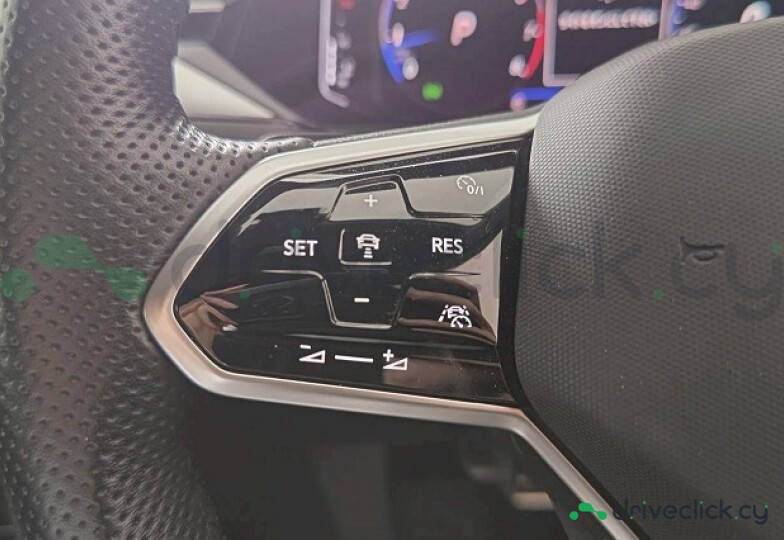 Volkswagen Arteon White