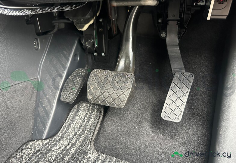 Volkswagen Golf Белый
