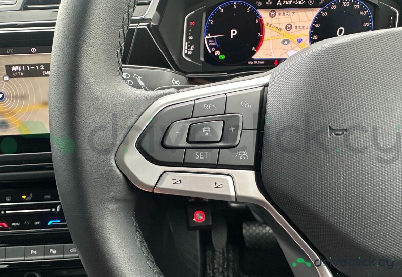 Volkswagen Golf Белый