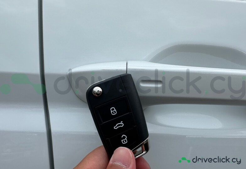 Volkswagen Golf Белый