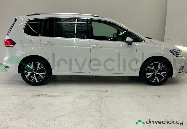 Volkswagen Golf Белый