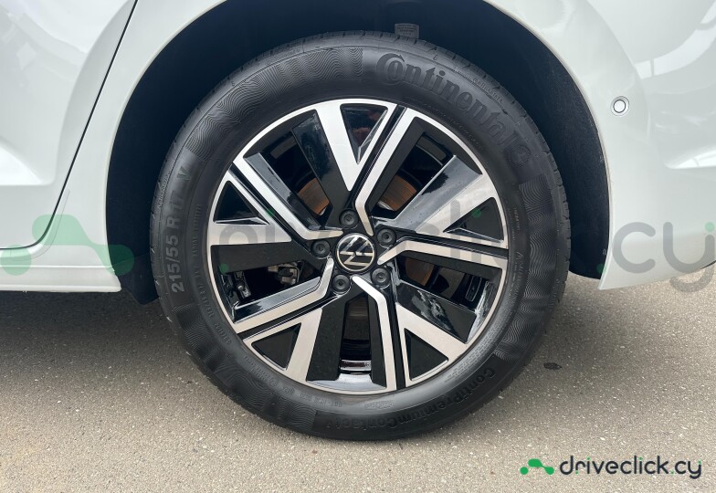 Volkswagen Golf Белый