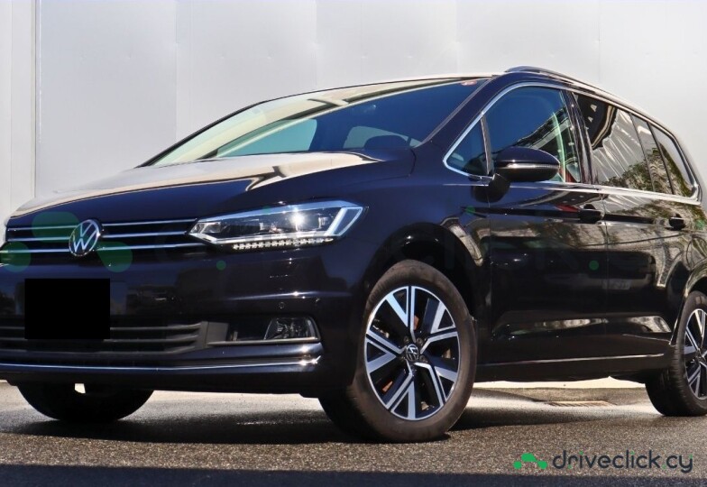 Volkswagen Golf Black