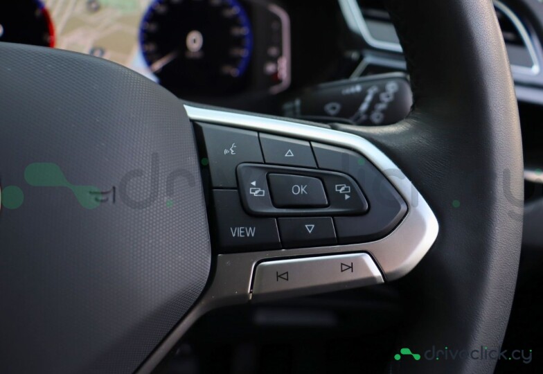 Volkswagen Golf Black