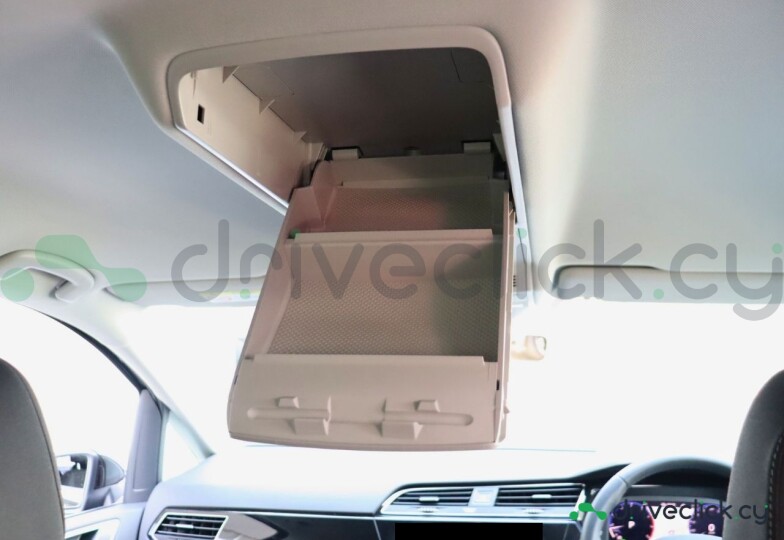Volkswagen Golf Black