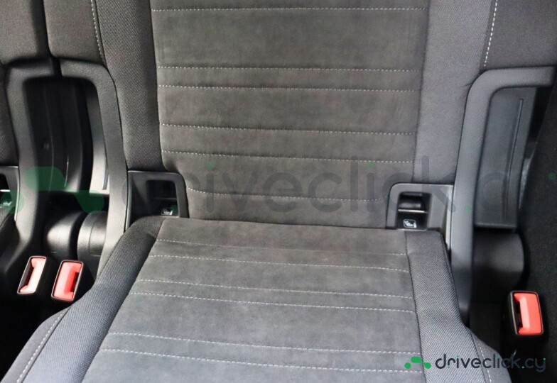 Volkswagen Golf Black