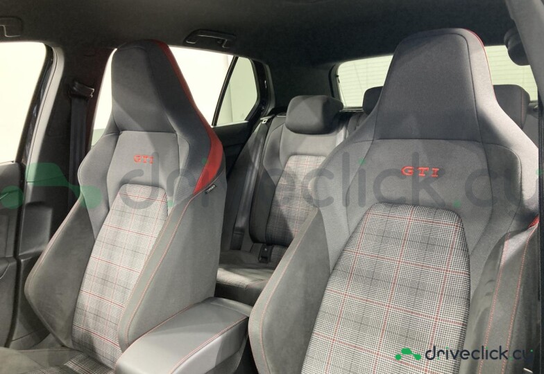 Volkswagen Golf Black