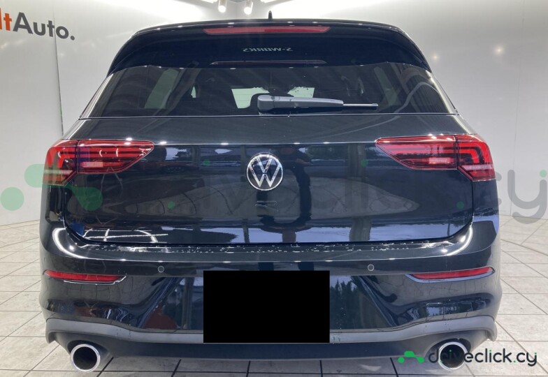 Volkswagen Golf Black