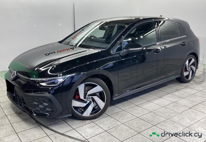 Volkswagen Golf Black