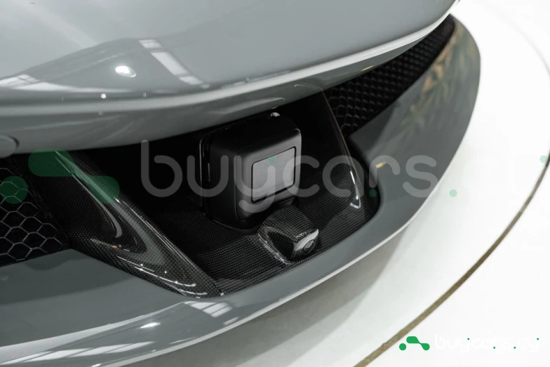 Ferrari SF90 Spider Серый