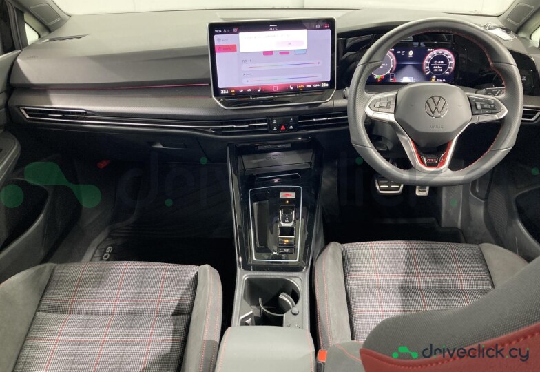 Volkswagen Golf Black