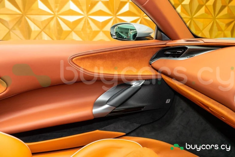 Ferrari SF90 Spider Серый