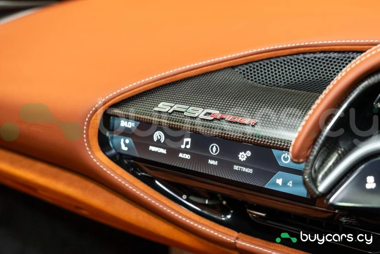 Ferrari SF90 Spider Серый