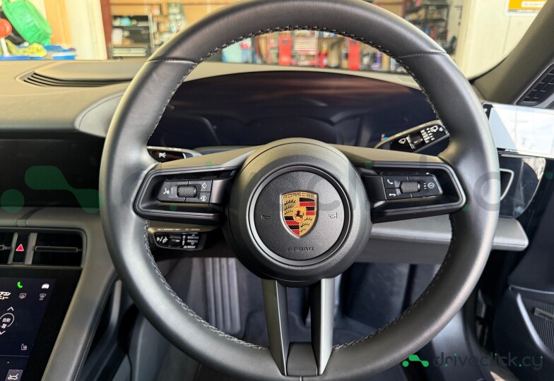 Porsche Taycan Black