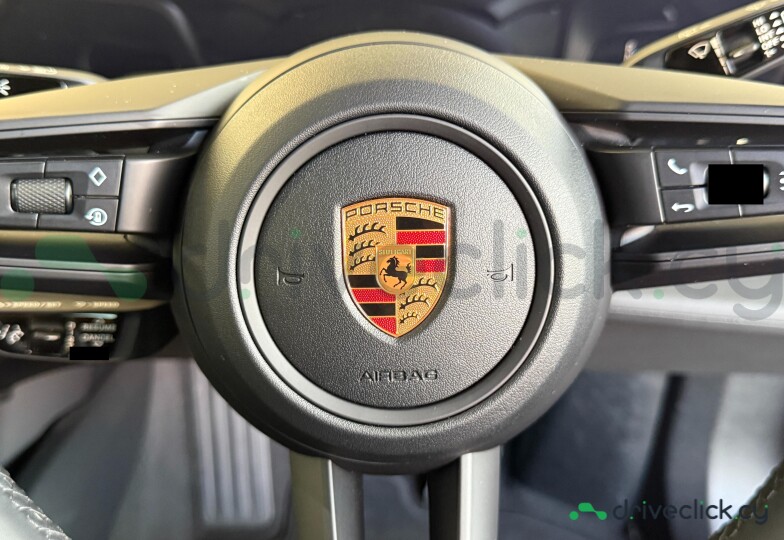 Porsche Taycan Black