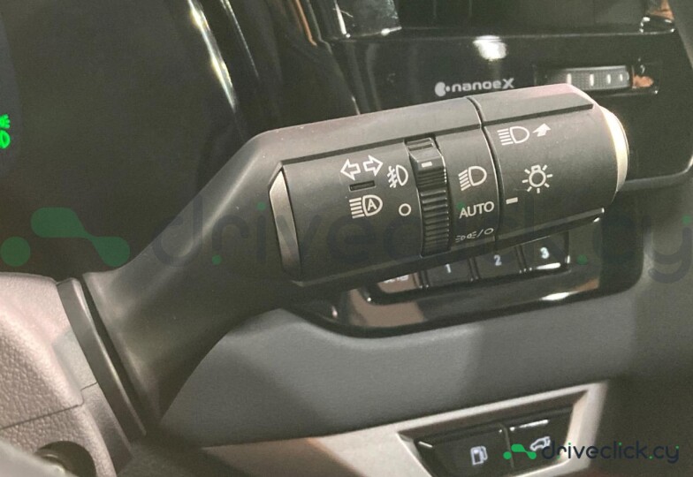 Lexus RX White