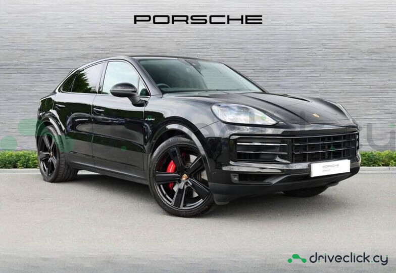 Porsche Cayenne Black