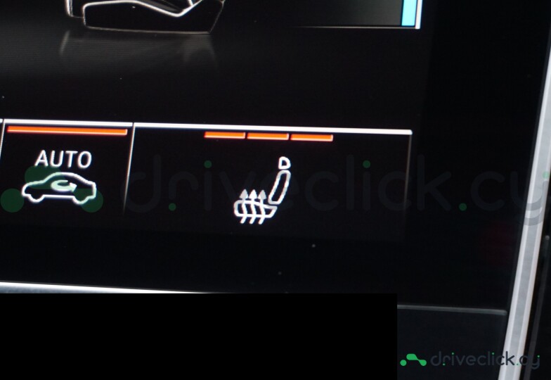 Audi Q8 White