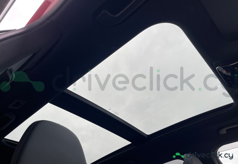 Mercedes GLC-class Red