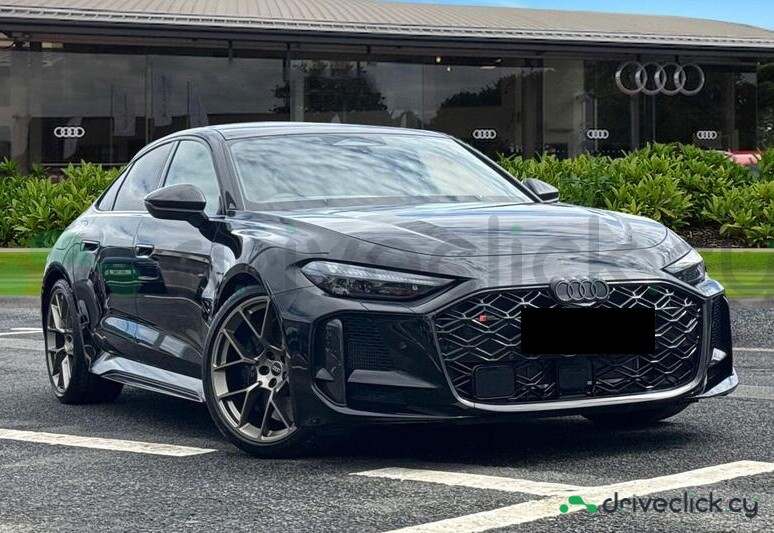 Audi RS5 Black