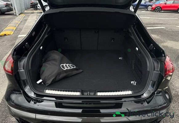 Audi RS5 Black